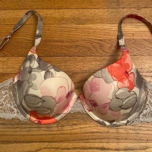 Calvin Klein Flowered Bra Sz 32D